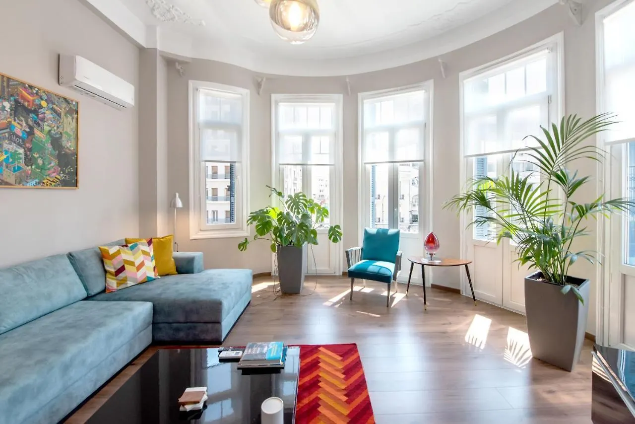 Fandango By Halu!, Gorgeous Neoclassical Apartment Next To Metro Station Thessaloniki 0*,  Greece